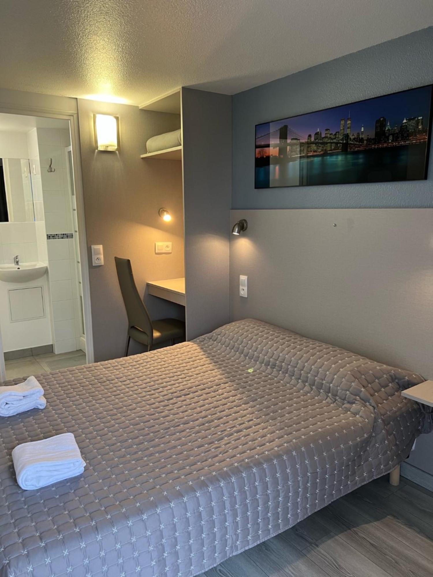 Hotel Fasthotel Roissy - 2*