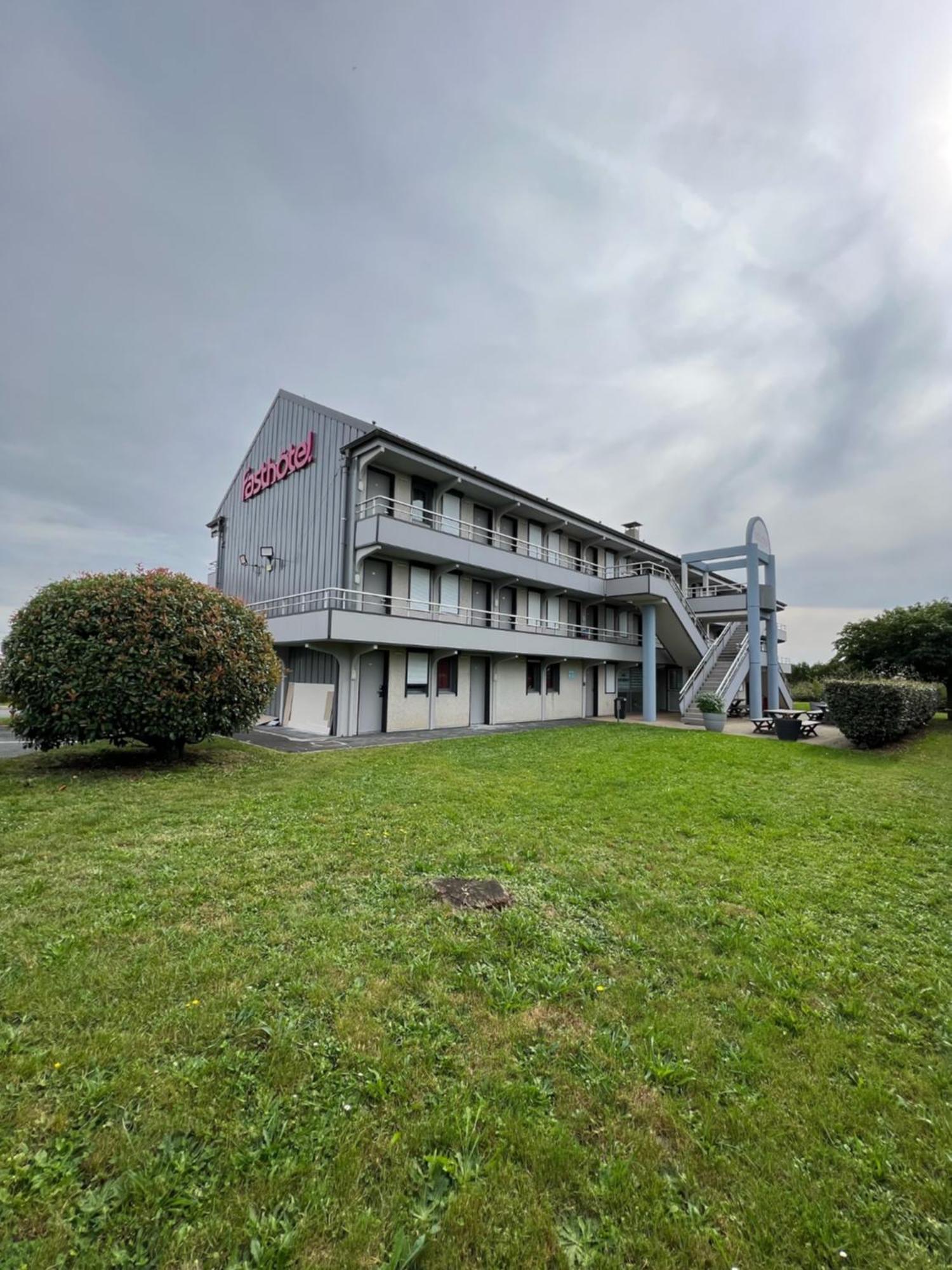 Fasthotel Roissy - Hotel