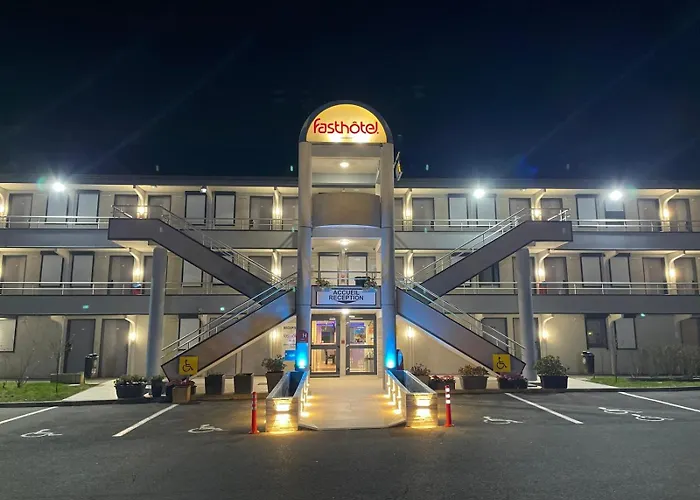Fasthotel Roissy - Saint-Witz