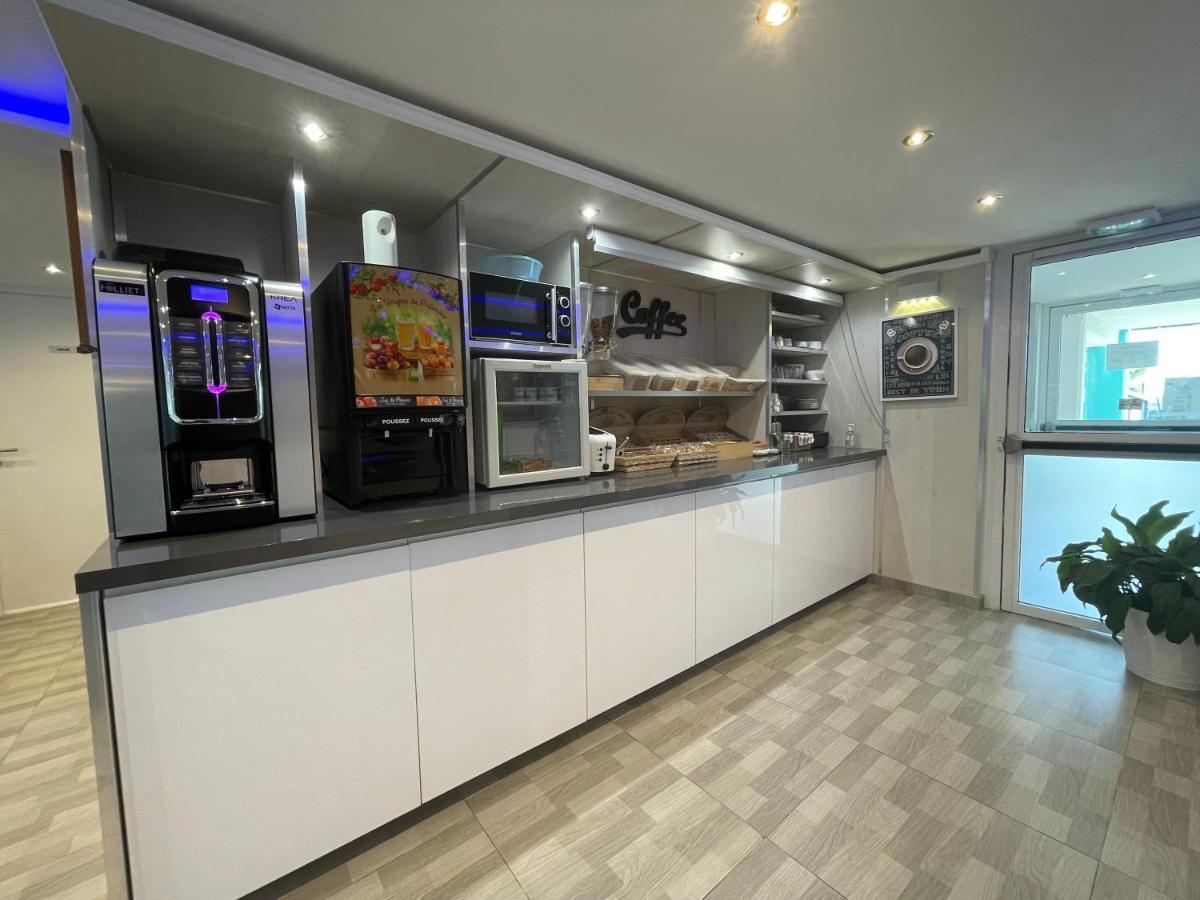 Fasthotel Roissy - 2* Saint-Witz