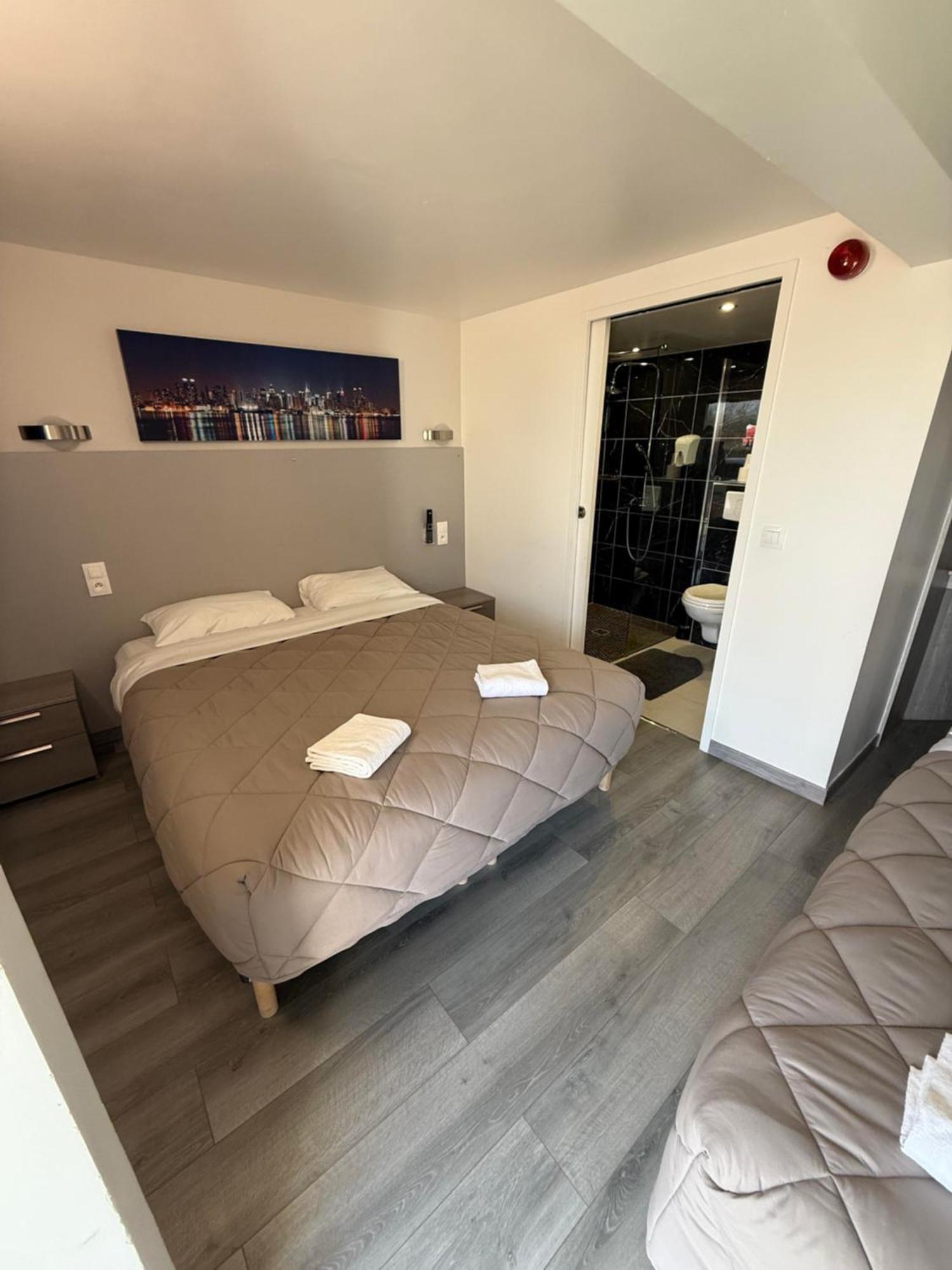 Hotel Fasthotel Roissy -