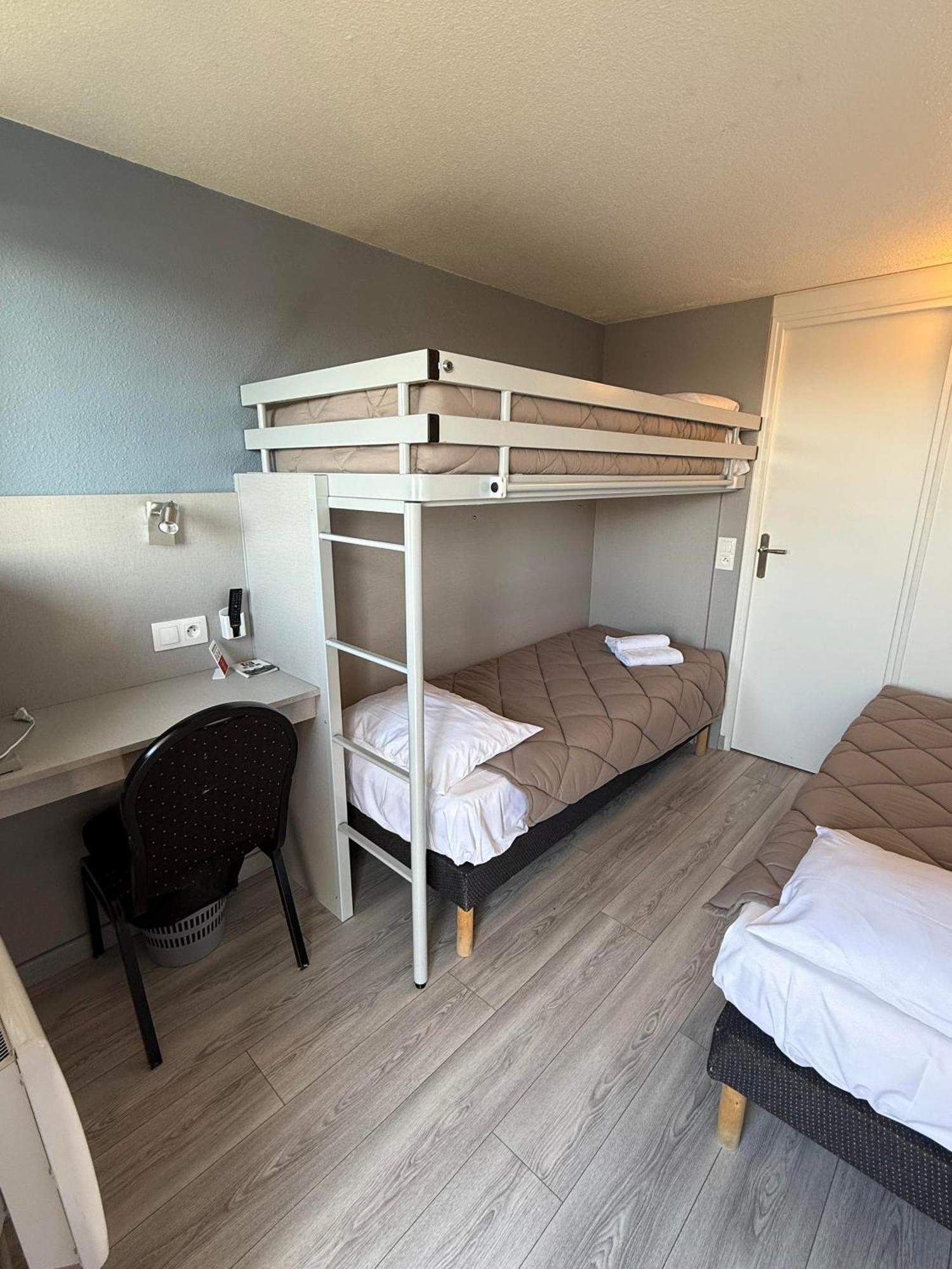Hotel Fasthotel Roissy - 2*