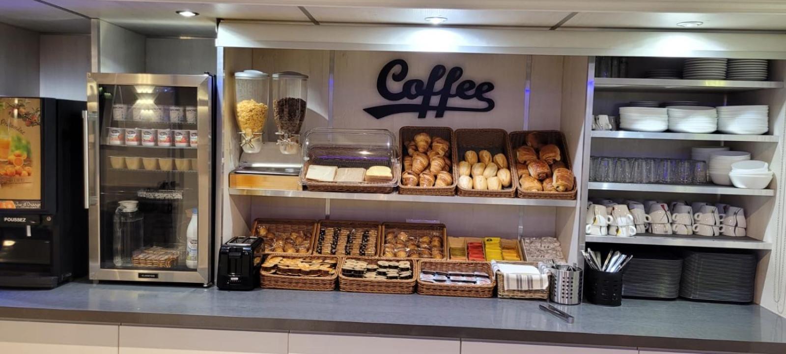 Fasthotel Roissy - 2* Saint-Witz